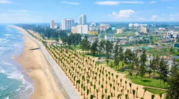 طقس مشمس نهاراً مع فرص لهطول أمطار خلال فترة المساء اليوم